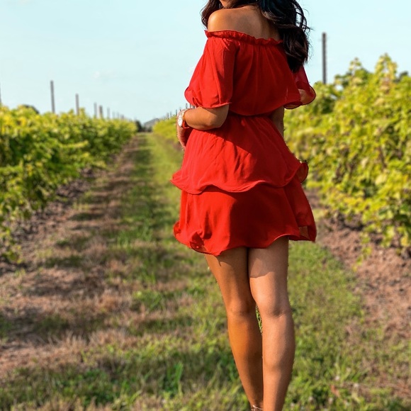 Pretty little thing - red dress - Picture 3 of 3